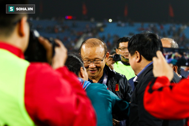 Hôm nay công bố hợp đồng với thầy Park: Sinh ra là để dành cho bóng đá Việt Nam - Ảnh 4.