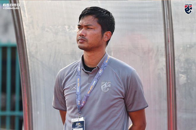 Thắng 21-0, HLV Thái Lan “thán phục” học trò nhưng vẫn chỉ ra điểm không hài lòng - Ảnh 1.