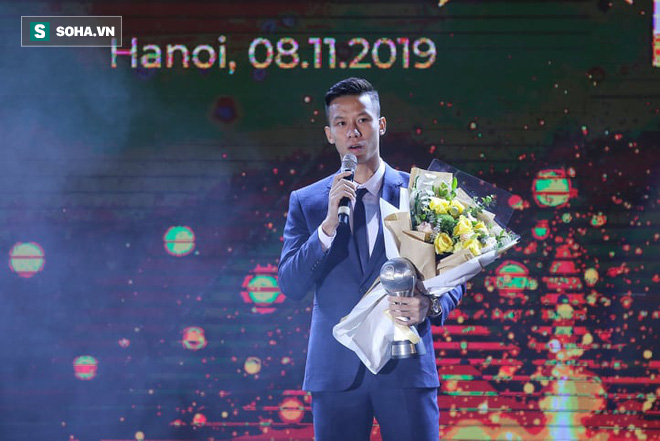 Tuyển Việt Nam, HLV Park Hang-seo và Quang Hải cùng tỏa sáng ở lễ trao giải AFF Awards - Ảnh 1.