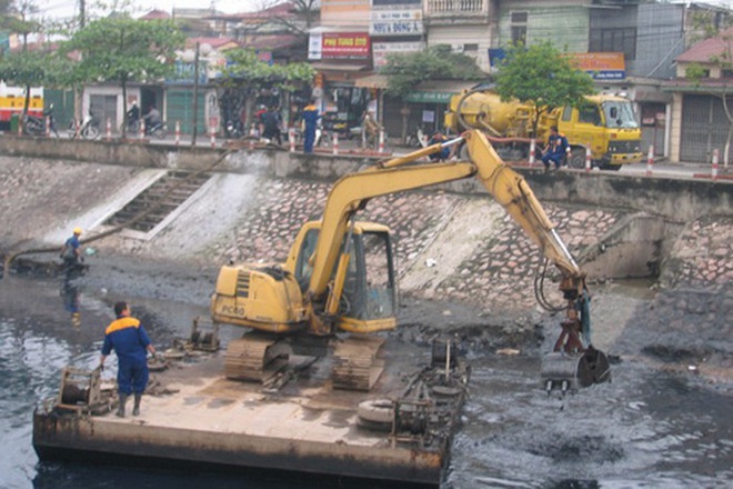 Hồi sinh sông Tô Lịch: Dân không quan tâm chỉ số, chỉ mong hết mùi hôi - Ảnh 1.