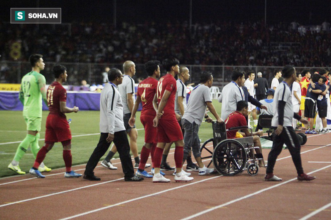 Khiến Messi Indonesia gặp chấn thương, Đoàn Văn Hậu đến tận nơi xin lỗi - Ảnh 1.