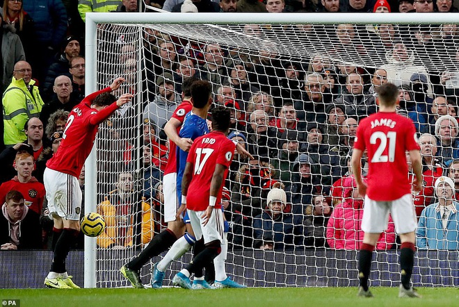 Man United đứt mạch chiến thắng, Mourinho đưa Tottenham áp sát top 4 - Ảnh 1.