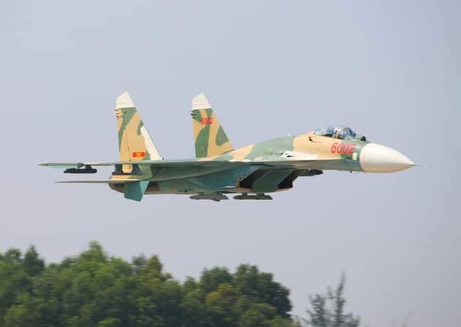 Tiêm kích Su-27 KQVN lột xác: Ngạc nhiên với bệ phóng hiện đại - Thần kỳ tầm cỡ khu vực - Ảnh 3.