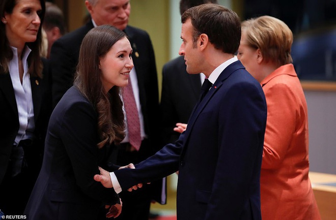 Ông Macron tươi cười cùng nữ thủ tướng trẻ nhất thế giới - Ảnh 4.