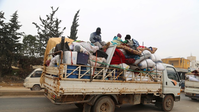 CẬP NHẬT: Khủng bố thề liều chết với Nga và Iran ở Idlib, pháo phản lực nã đòn thù vào quê nhà TT Syria - Ảnh 1.