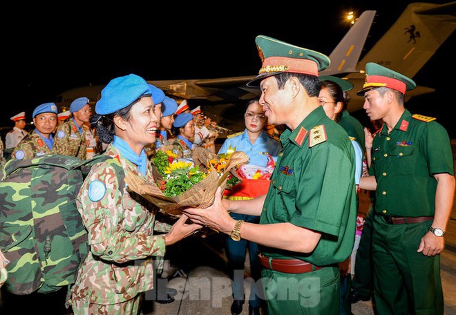 Dấu ấn ‘bóng hồng’ Quân đội năm 2019 - Ảnh 3.