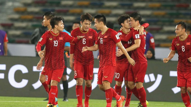 AFC vinh danh Việt Nam trong bài tổng kết 10 năm rực rỡ của bóng đá châu Á - Ảnh 1.
