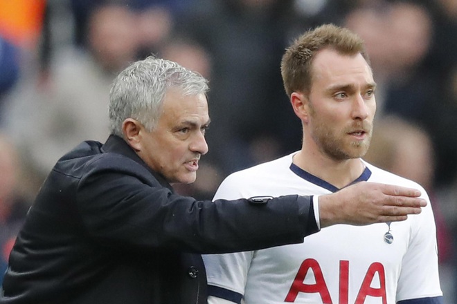 MU săn Demiral, Mourinho dằn mặt Eriksen - Ảnh 2.