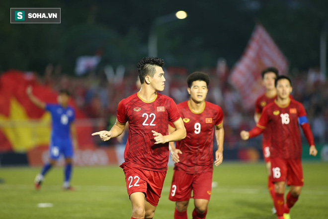 Hai lần phá lưới Thái Lan, Tiến Linh chạm cột mốc lịch sử tại SEA Games - Ảnh 1.