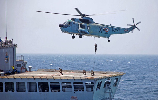 Ấn Độ chọn trực thăng Mỹ để tăng năng lực chống ngầm - Ảnh 2.