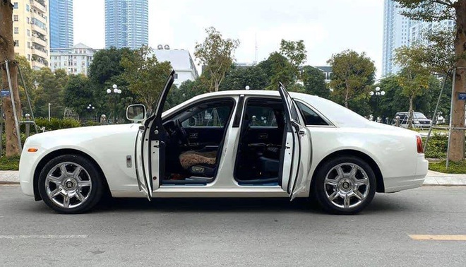 Rolls-Royce Ghost biển siêu đẹp, chạy 10 năm rao bán 9,999 tỷ đồng ở Hà Nội - Ảnh 6.