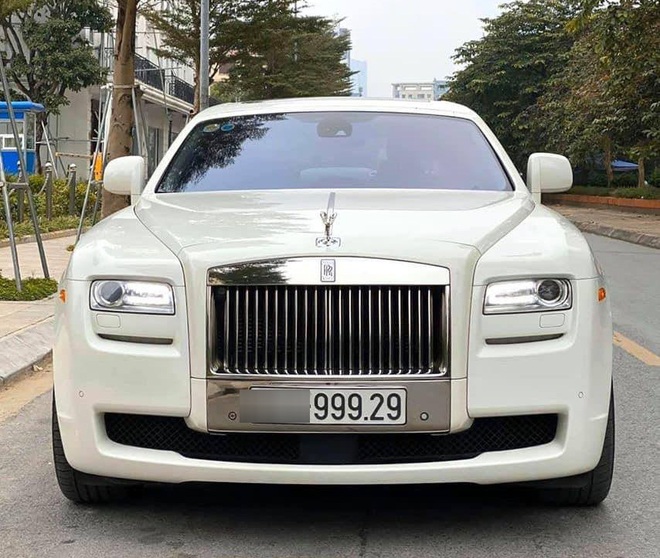 Rolls-Royce Ghost biển siêu đẹp, chạy 10 năm rao bán 9,999 tỷ đồng ở Hà Nội - Ảnh 5.