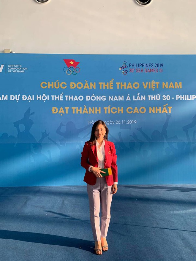 Nữ bác sĩ xinh đẹp Việt Nam đến SEA Games 30: 1 ngày làm việc có khi kéo dài 17 tiếng - Ảnh 1.