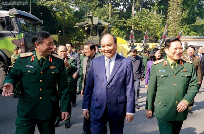  CHÙM ẢNH: Thủ tướng dự Hội nghị Quân chính toàn quân - Ảnh 2.
