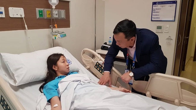 Vừa hạ Thái Lan để giành HCV, nữ cầu thủ Việt Nam nhập viện ngay trong đêm vì kiệt sức - Ảnh 1.