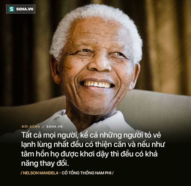 Trước khi rời đảo, viên sĩ quan hung ác nhất nói với Nelson Mandela 1 câu khiến ông kinh ngạc - Ảnh 2.