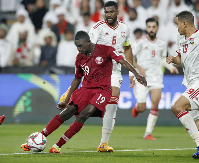 UAE có bằng chứng xác thực về việc Qatar gian lận quốc tịch, BTC Asian Cup chuẩn bị đưa ra quyết định cuối cùng - Ảnh 1.