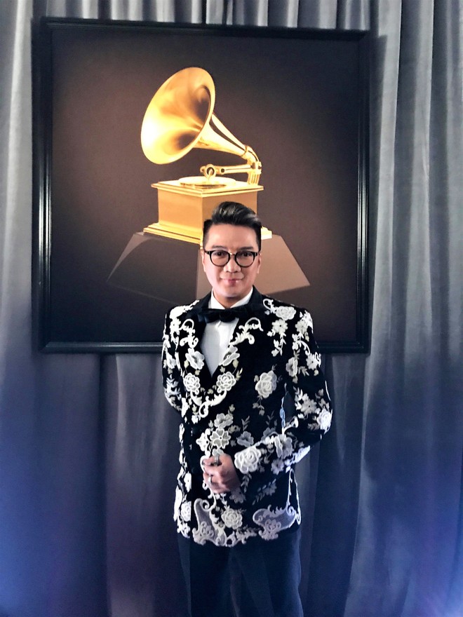Đàm Vĩnh Hưng mặc hàng hiệu sang chảnh, bất ngờ xuất hiện tại lễ trao giải Grammy 2019 - Ảnh 8.