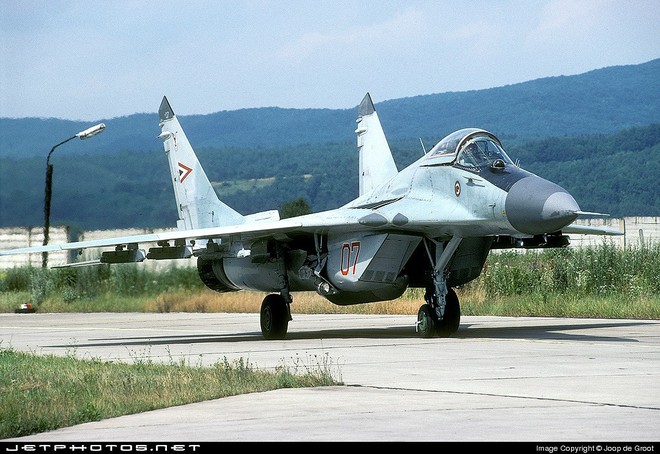 [ẢNH] Hungary bán thanh lý cả phi đội tiêm kích MiG-29 với giá rẻ như cho - Ảnh 11.