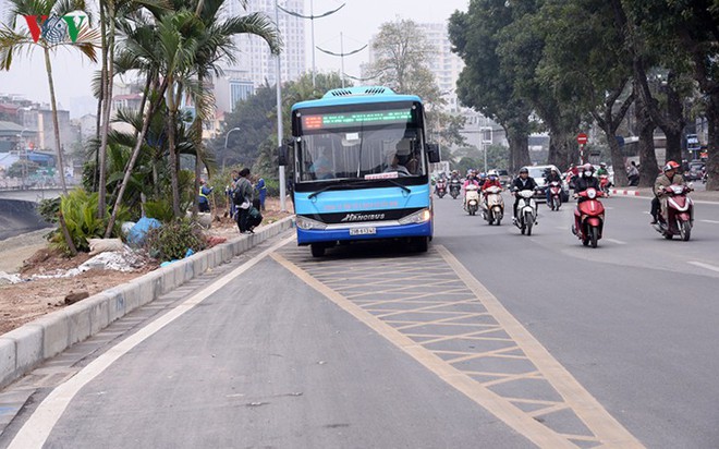 Sau cắt xén, 2 tuyến vành đai của Thủ đô rộng thênh thang sạch đẹp - Ảnh 12.