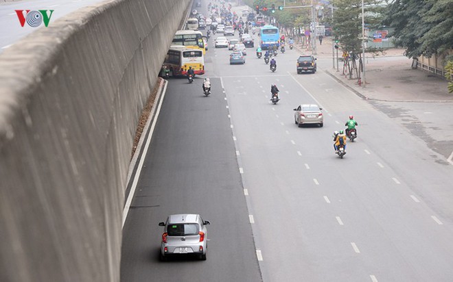 Sau cắt xén, 2 tuyến vành đai của Thủ đô rộng thênh thang sạch đẹp - Ảnh 14.