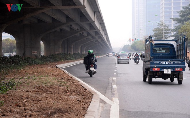 Sau cắt xén, 2 tuyến vành đai của Thủ đô rộng thênh thang sạch đẹp - Ảnh 17.