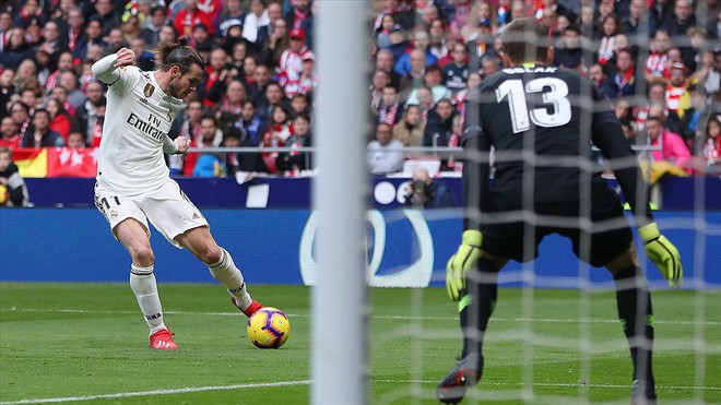 Ăn mừng quá đà, Gareth Bale có nguy cơ bị cấm thi đấu 12 trận - Ảnh 2.