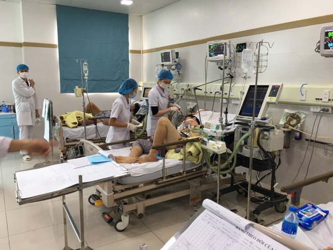 Bức tranh kinh hoàng tại khoa Cấp cứu những ngày giáp Tết - Ảnh 1.