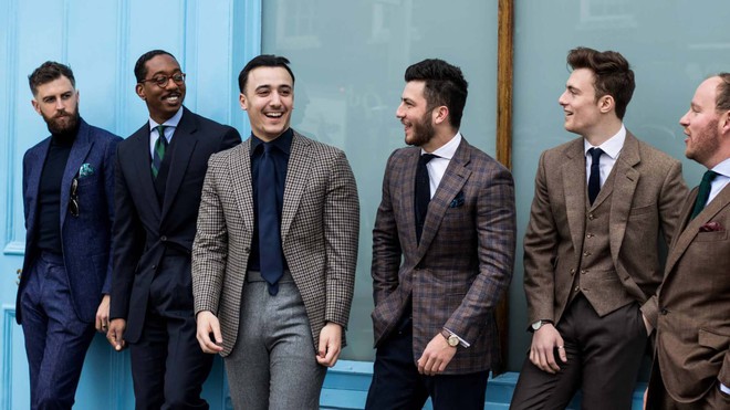 Mặc đẹp để đi chơi Tết 2019: Khắc phục 2 lỗi vận suit phá hỏng chất men của phái mạnh - Ảnh 1. Mặc đẹp để đi chơi Tết 2019: Khắc phục 2 lỗi vận suit phá hỏng chất men của phái mạnh - Ảnh 1.