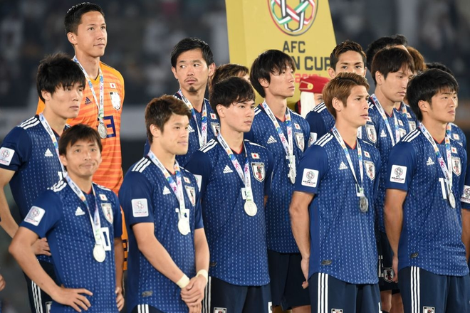 Nữ CĐV từng khiến bạn bè quốc tế ngây ngất vì vẻ đẹp ngây thơ thất thần nhìn Nhật Bản phơi áo trước Qatar - Ảnh 5.