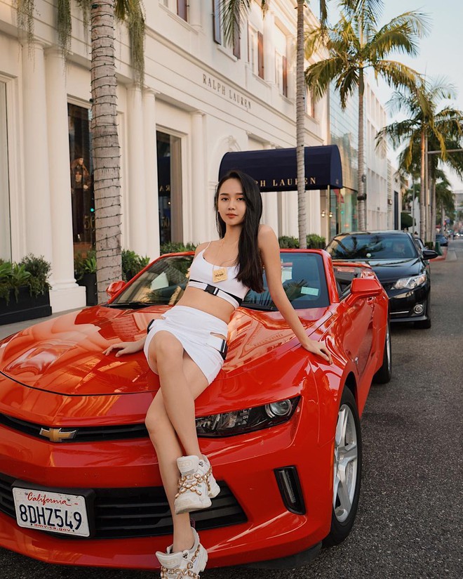 Thiếu nữ xinh đẹp chết danh Rich Kid Malaysia v&igrave; mới 21 tuổi đ&atilde; l&agrave;m chủ chuỗi cửa h&agrave;ng thời trang cao cấp - Ảnh 10.