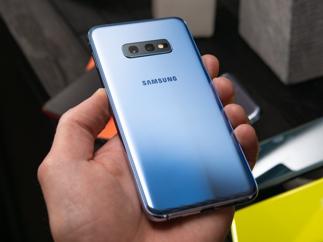 Cảm nhận đầu tiên sau khi dùng thử gia đình Galaxy S10: Cực kỳ cao cấp và sang trọng - Ảnh 8.