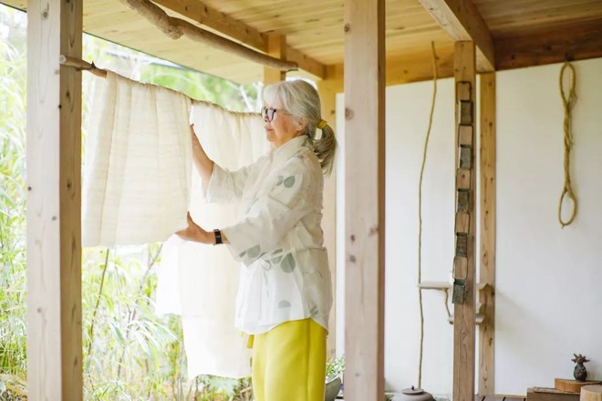 Cụ bà 76 tuổi yêu thích đọc sách, nấu ăn, sống gần thiên nhiên trong ngôi nhà thôn quê rộng 400m² ở Nhật Bản - Ảnh 7.