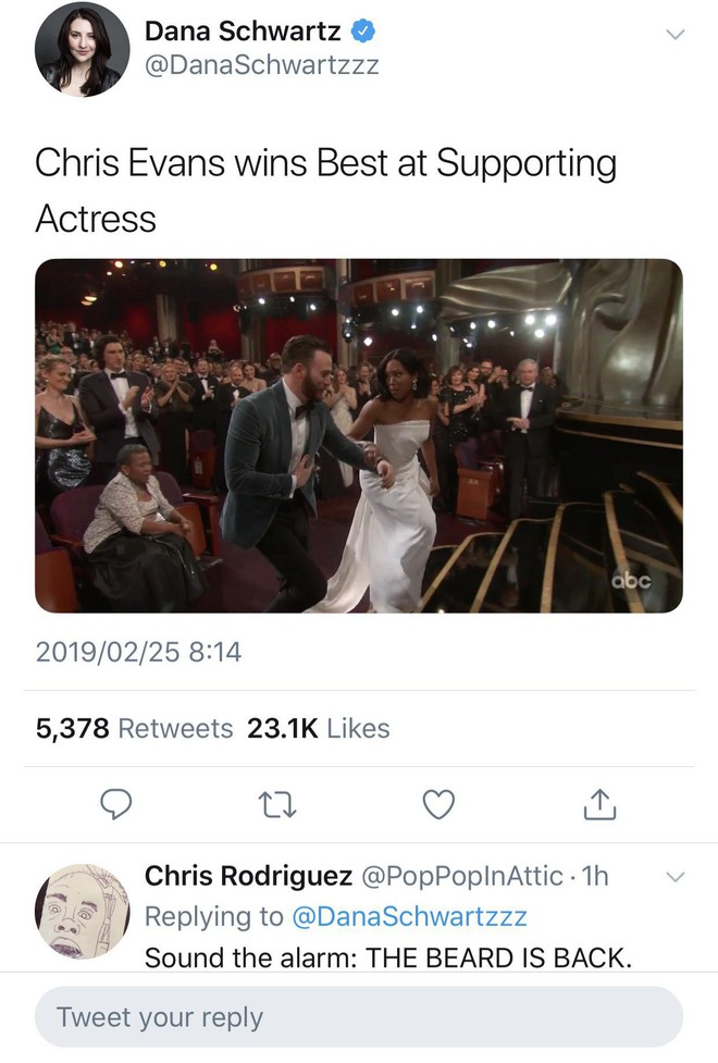 Khoảnh khắc gây sốt tại Oscar 2019: Chàng đội trưởng Mỹ Chris Evans xứng đáng ẵm giải quý ông dễ mến nhất! - Ảnh 5.