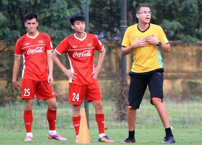 Cơ hội nào cho các cầu thủ U22 Việt Nam ở vòng loại U23 châu Á 2020? - Ảnh 4.