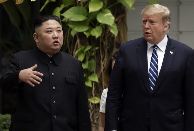 [Thượng đỉnh ngày 2] Không ăn trưa, không tuyên bố chung, lãnh đạo Mỹ-Triều rời Metropole, ông Trump họp báo sớm 2 tiếng - Ảnh 1.