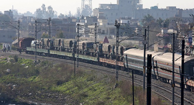 Sau không chiến, Pakistan và Ấn Độ đấu pháo ở Kashmir - Căng thẳng sắp đến đỉnh điểm? - Ảnh 11.