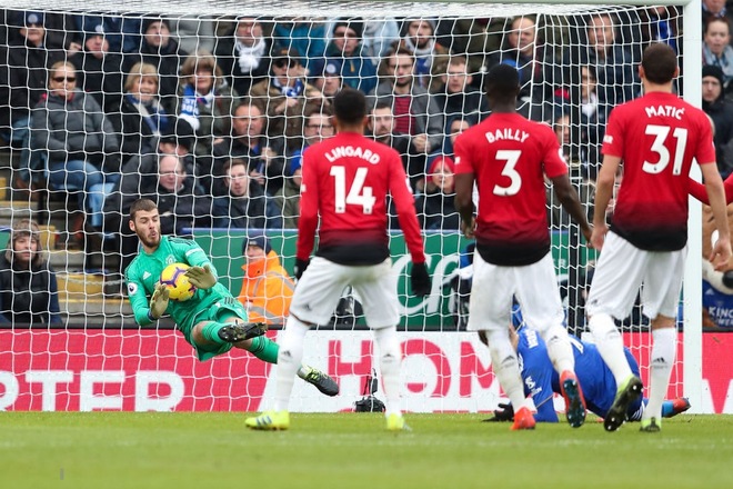 Pogba lại lên đồng, Man United hạ gục đối thủ vừa khiến Liverpool mất điểm - Ảnh 4.