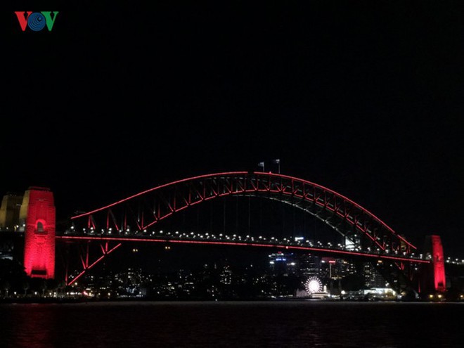 Thành phố Sydney, Australia trang hoàng rực rỡ đón Tết Kỷ Hợi - Ảnh 9.