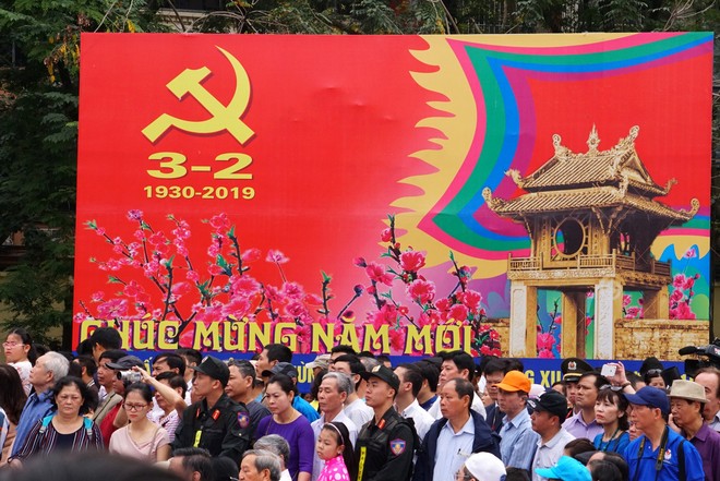 Thủ tướng Nguyễn Xuân Phúc dự lễ kỷ niệm 230 chiến thắng quân Thanh xâm lược tại Lễ hội Gò Đống Đa - Ảnh 3.
