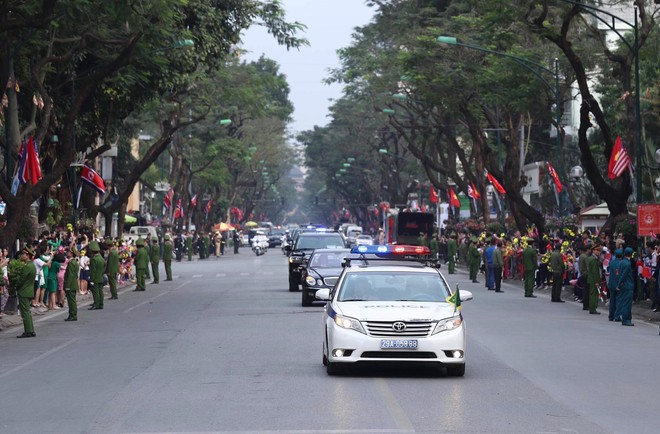 Tổng Bí thư, Chủ tịch nước Nguyễn Phú Trọng đón, hội đàm với Chủ tịch Triều Tiên Kim Jong Un - Ảnh 1.