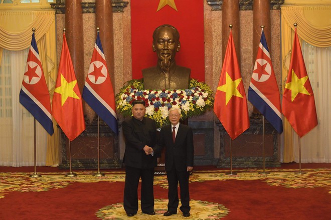Tổng Bí thư, Chủ tịch nước Nguyễn Phú Trọng đón, hội đàm với Chủ tịch Triều Tiên Kim Jong Un - Ảnh 1.