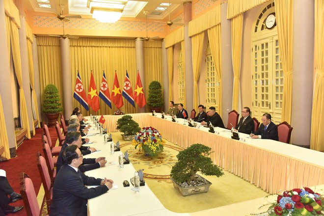 Tổng Bí thư, Chủ tịch nước Nguyễn Phú Trọng đón, hội đàm với Chủ tịch Triều Tiên Kim Jong Un - Ảnh 2.