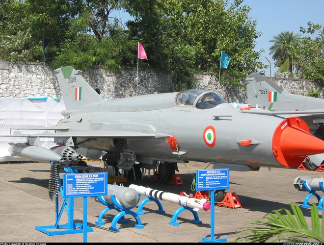 Tiêm kích Su-30MKI Ấn Độ xuất chiêu đặc biệt khiến F-16 Pakistan đo ván: Xứng tầm anh tài - Ảnh 1.