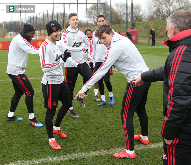 Man United đích thực trở lại: Solskjaer xây tương lai từ di sản đầy kiêu hãnh  - Ảnh 5.