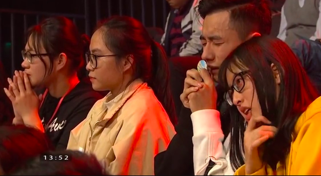 Chủ quan tại phần thi Về đích, hot boy Nghệ An khiến khán giả bật khóc nức nở vì tuột mất cơ hội vào Chung kết năm Olympia 2019 - Ảnh 4.