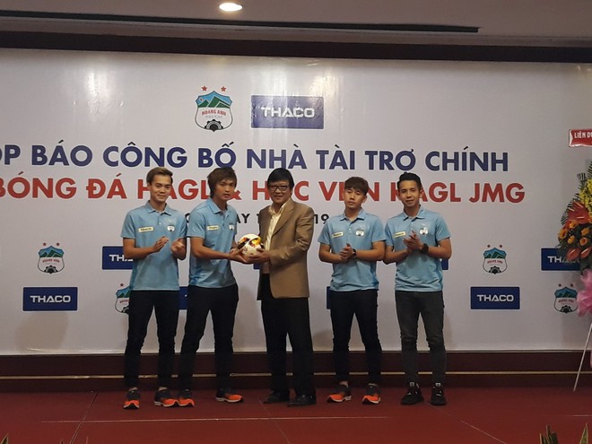 Có đại gia đỡ đầu, HAGL được giao chỉ tiêu nặng ký tại V.League - Ảnh 1.