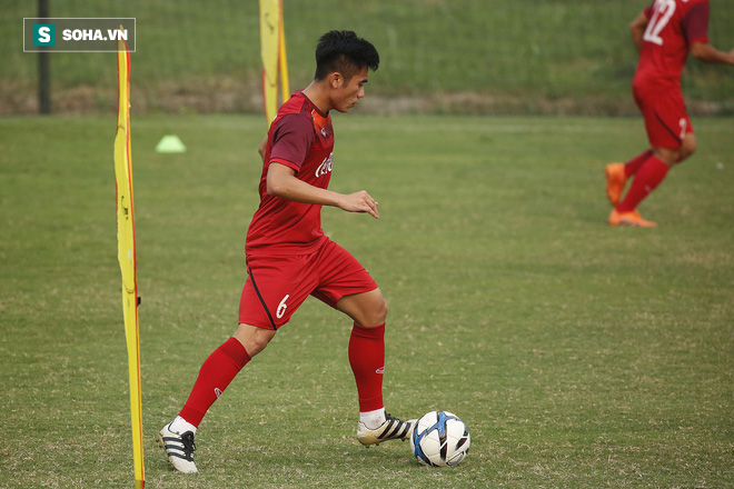 HLV Park Hang-seo đăm chiêu trước chấn thương dai dẳng của Vua phá lưới nội V.League 2018 - Ảnh 3.