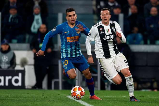 Đằng sau hào quang của Ronaldo, có một người hùng đặt bút cho cổ tích Juventus - Ảnh 2.