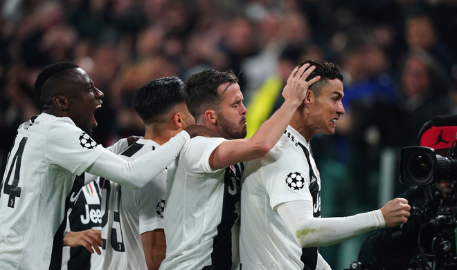 Với Ronaldo, Juventus sẽ đóng vai AC Milan ngày nào để chặn cơn bão từ Premier League - Ảnh 3.